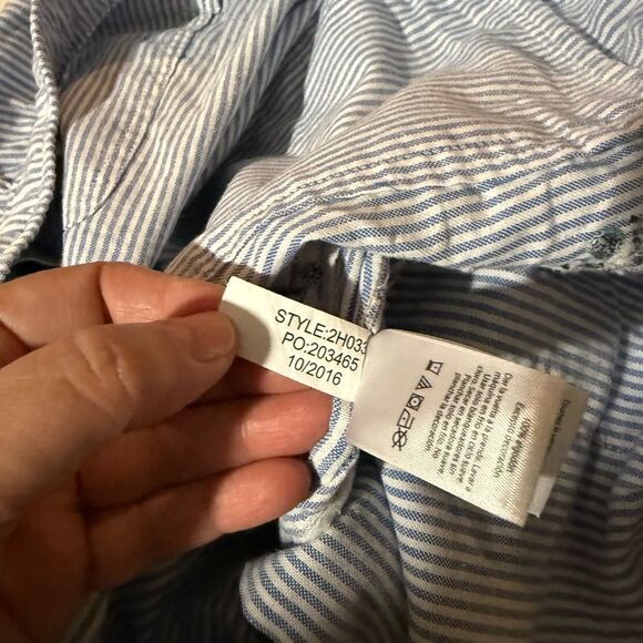 Vineyard Vines Blue White Pin Stripe Embroidered Pull On Cotton Shorts Size L - Picture 8 of 9